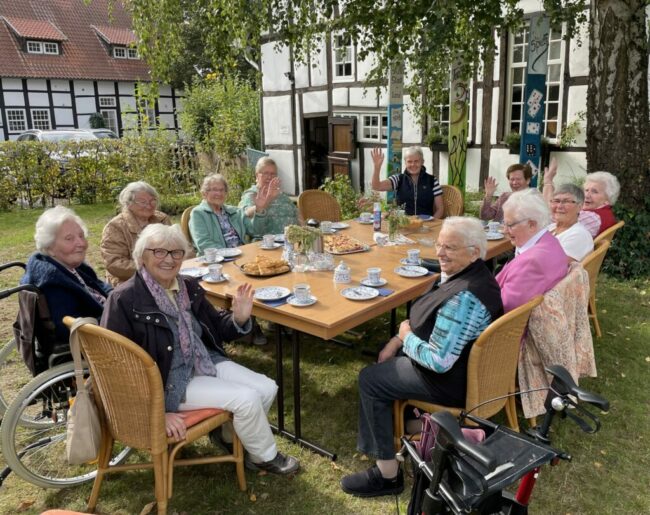 Die Evangelischen Frauenhilfe aus Tecklenburg zu Gast im Heimathaus