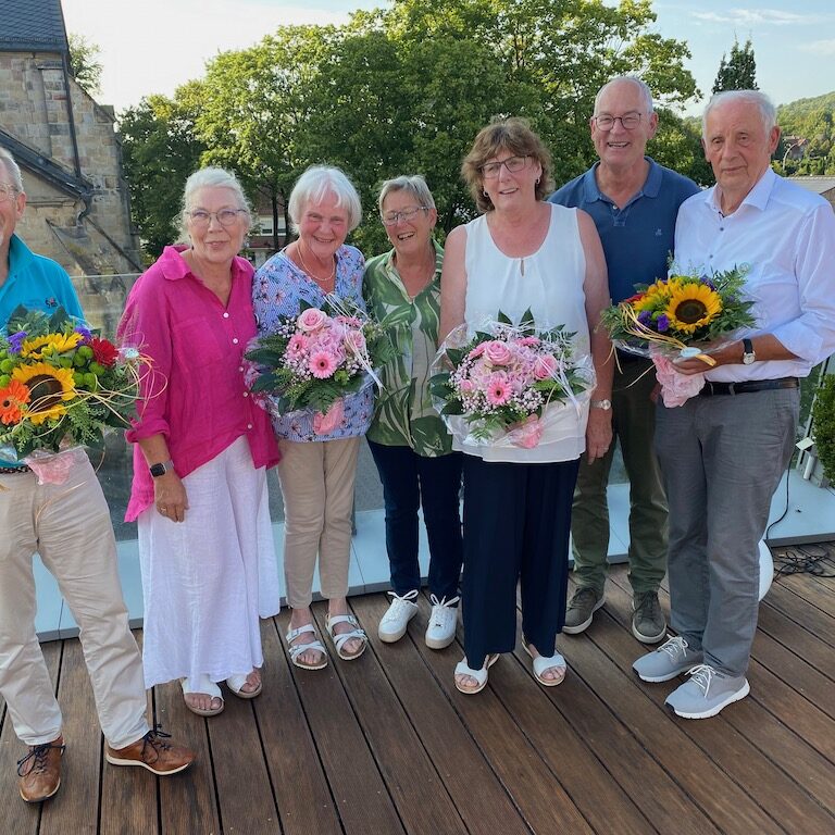 Der alte und neue Vorstand im HvL. Es fehlt Klaus Adam.